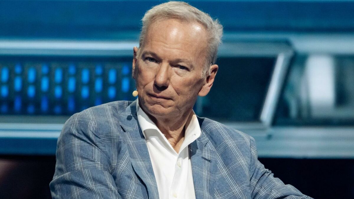 Eric Schmidt is reportedly at odds with Google cofounder Sergey Brin over how a $100 million campaign against California’s billionaire tax is spent