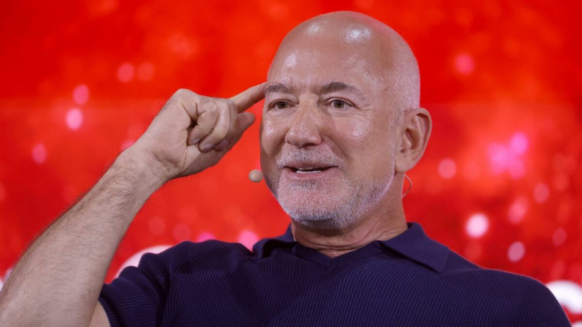 Billionaire Jeff Bezos once asked Warren Buffett why so few people copy his strategy—now he’s backing $7 billion Liverpool FC