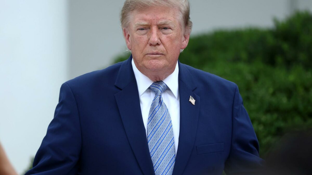 Trump’s stock disclosure shows more than 1,000 trades in June