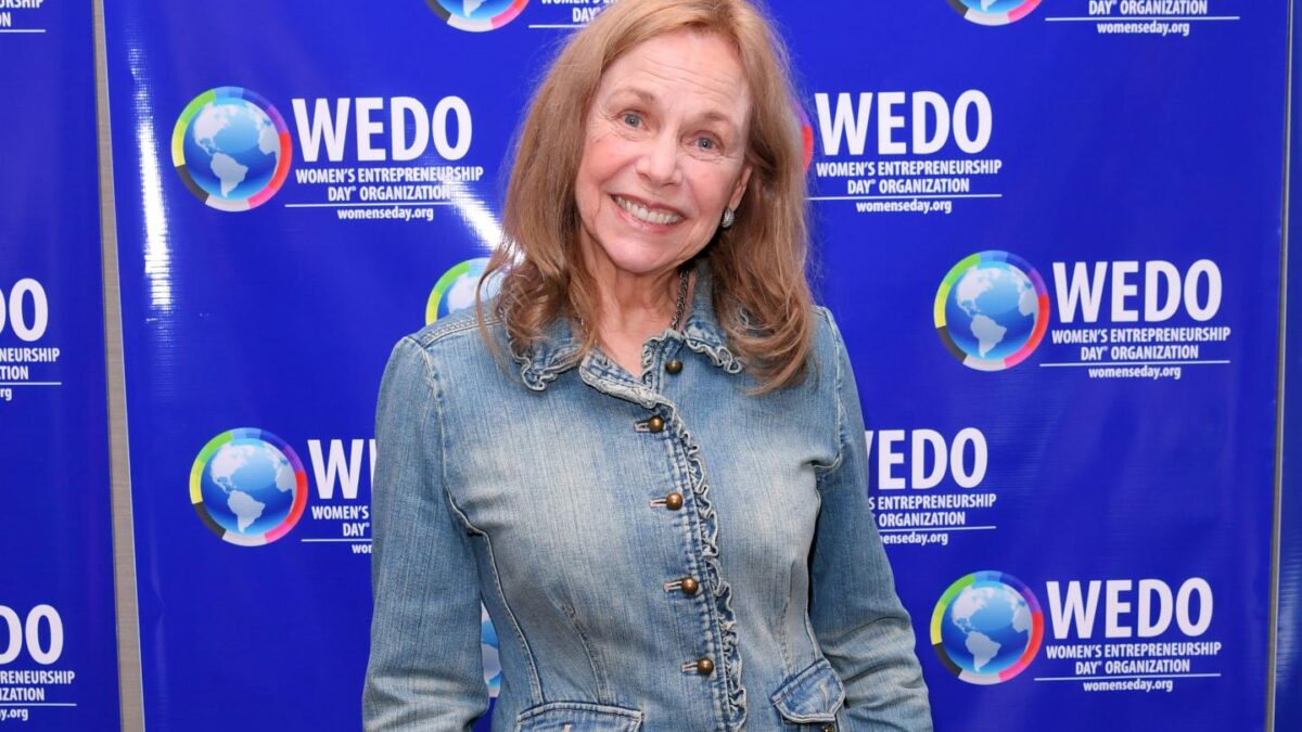 Mitzi Perdue